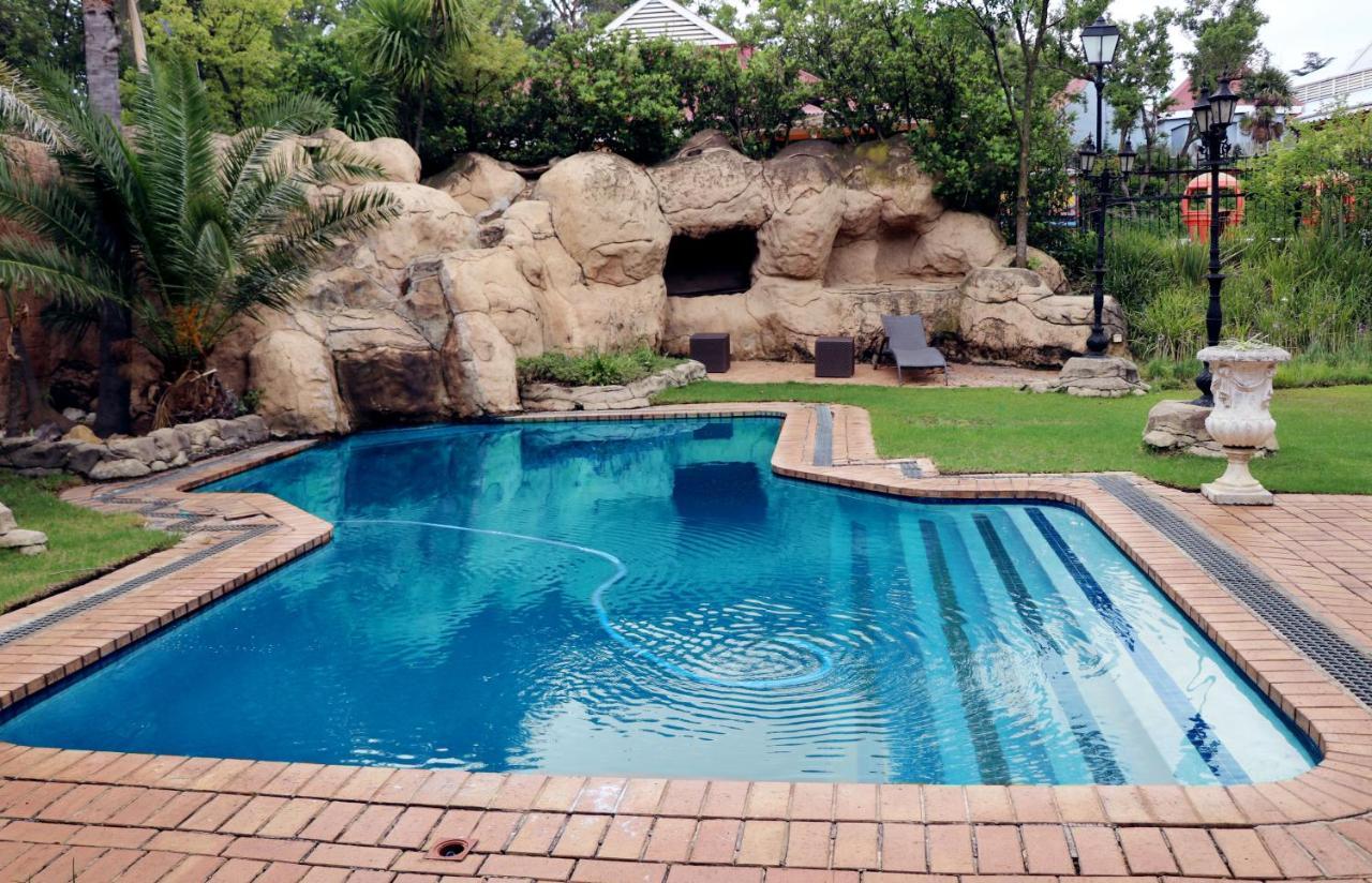 Gold Reef City Theme Park Hotel Johannesburg Exteriör bild